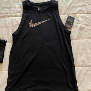 Nike Womens Workout Muscle Tee